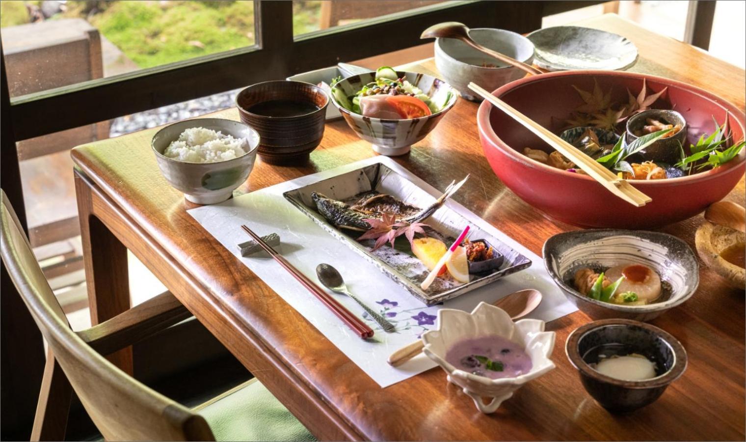 오야도 니혼 노 아시타바 유후 외부 사진